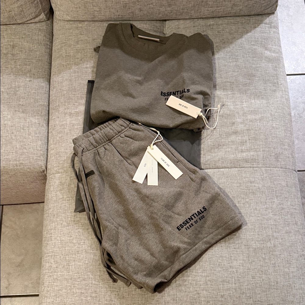 Essentials Fear of God Heather Grey Sweatshirt and Shorts Set